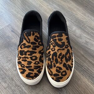 NWT-UGG Leopard Print Slip-On Sneakers
